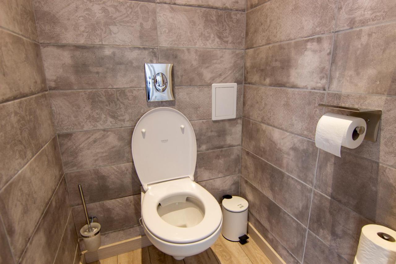 Châlons-en-Champagne Cocon D'Hiver - Netflix & Wifi - Parking Gratuit - Check-In 24H24 - Kit Bebe Inclus - Emplacement Velos - Goodmarning מראה חיצוני תמונה