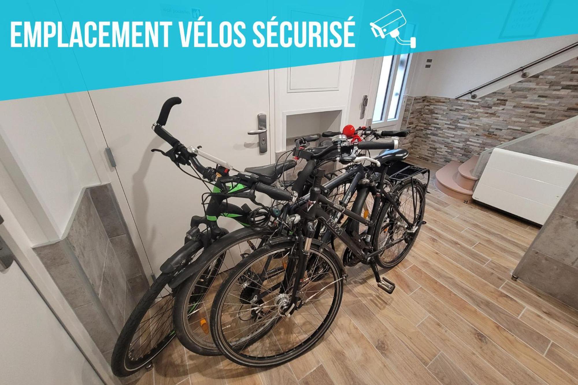 Châlons-en-Champagne Cocon D'Hiver - Netflix & Wifi - Parking Gratuit - Check-In 24H24 - Kit Bebe Inclus - Emplacement Velos - Goodmarning מראה חיצוני תמונה