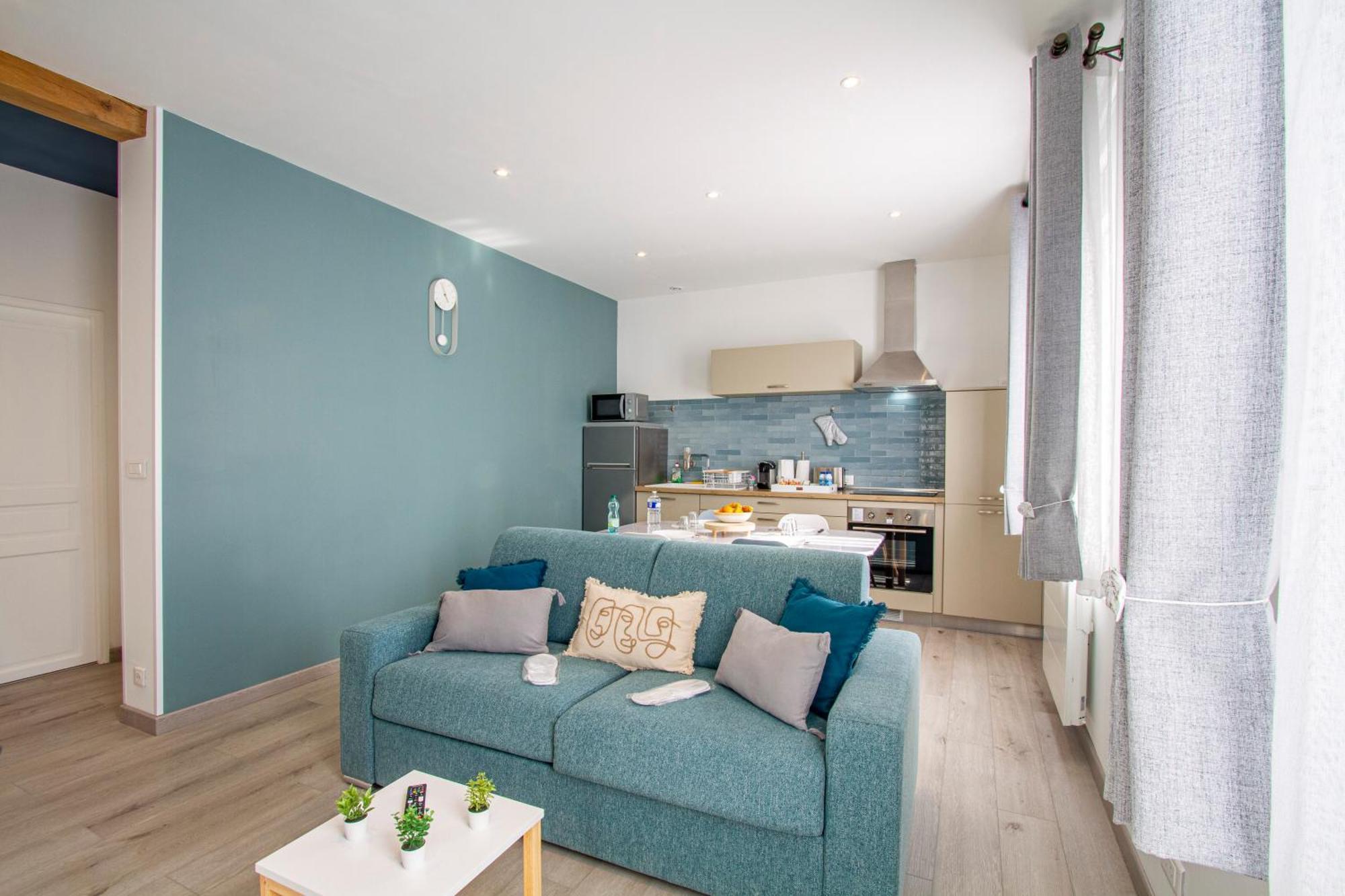 Châlons-en-Champagne Cocon D'Hiver - Netflix & Wifi - Parking Gratuit - Check-In 24H24 - Kit Bebe Inclus - Emplacement Velos - Goodmarning מראה חיצוני תמונה