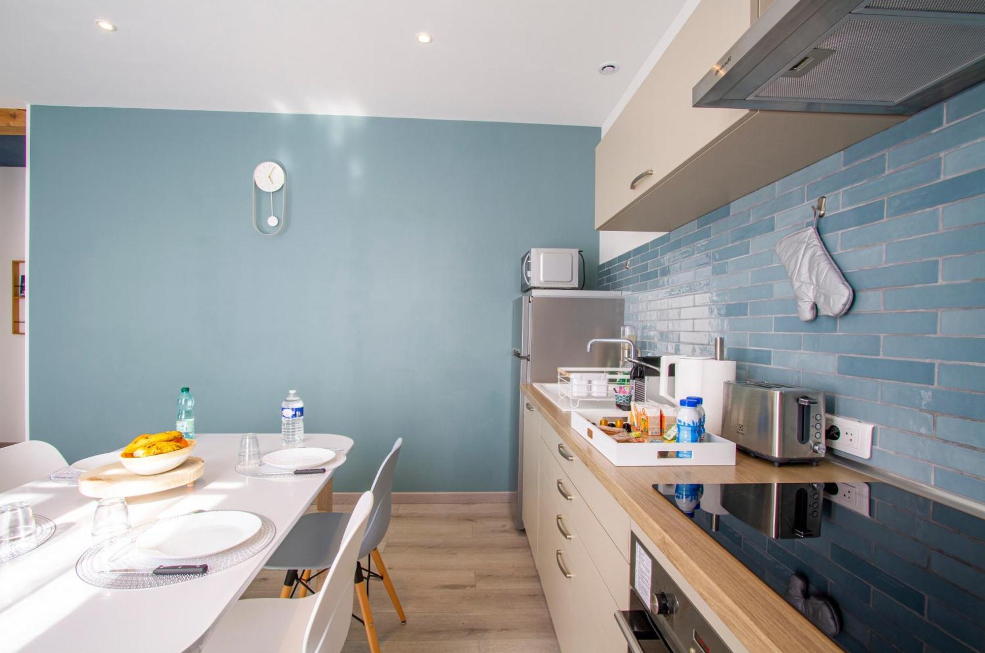 Châlons-en-Champagne Cocon D'Hiver - Netflix & Wifi - Parking Gratuit - Check-In 24H24 - Kit Bebe Inclus - Emplacement Velos - Goodmarning מראה חיצוני תמונה
