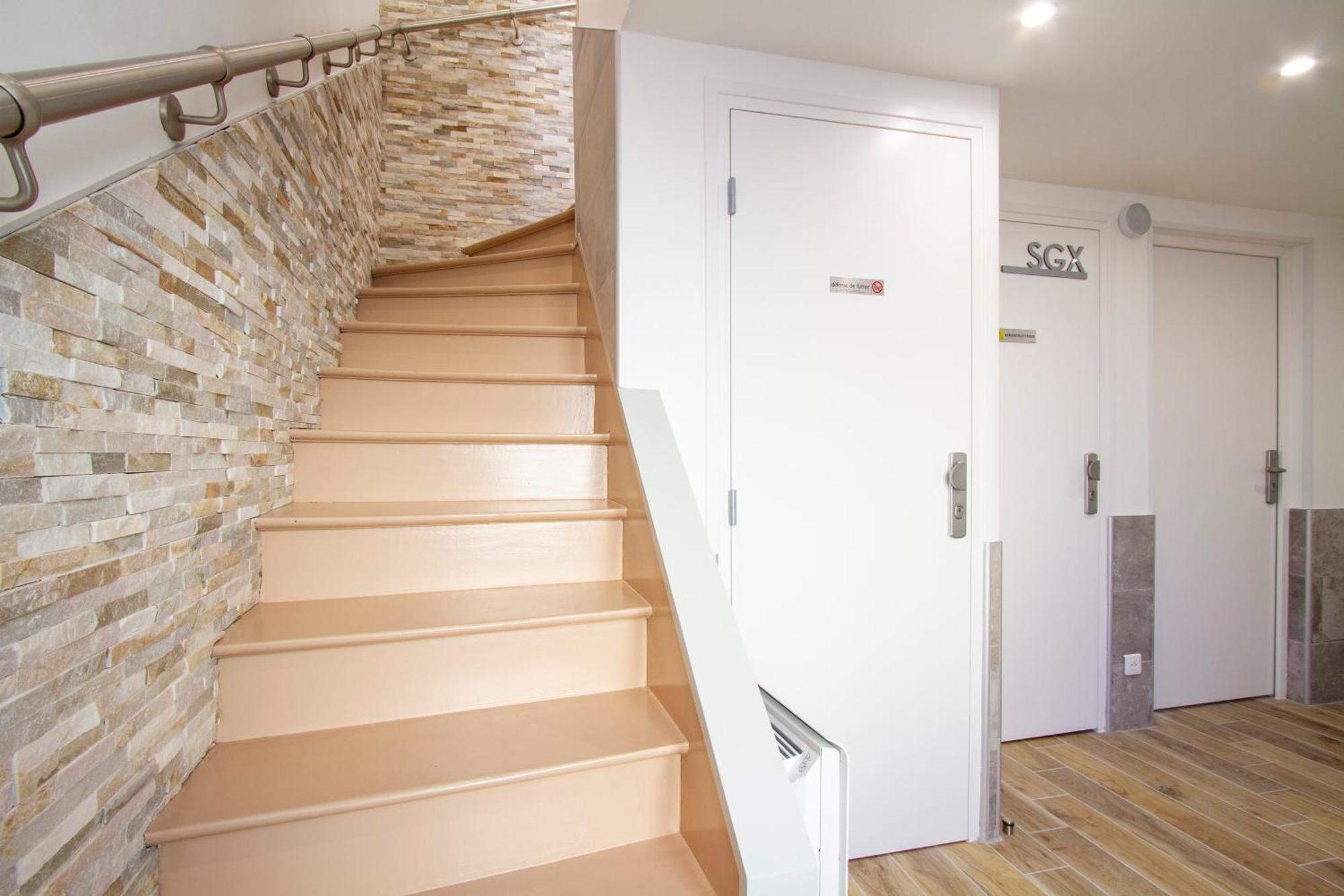 Châlons-en-Champagne Cocon D'Hiver - Netflix & Wifi - Parking Gratuit - Check-In 24H24 - Kit Bebe Inclus - Emplacement Velos - Goodmarning מראה חיצוני תמונה